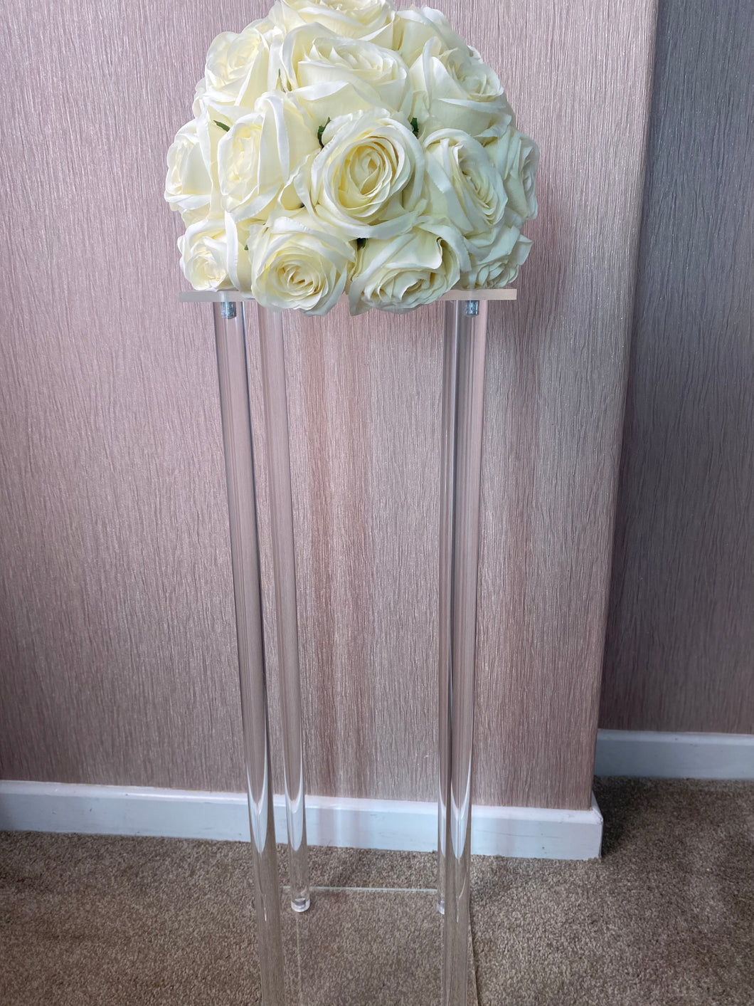 Clear Acrylic Flower Stand