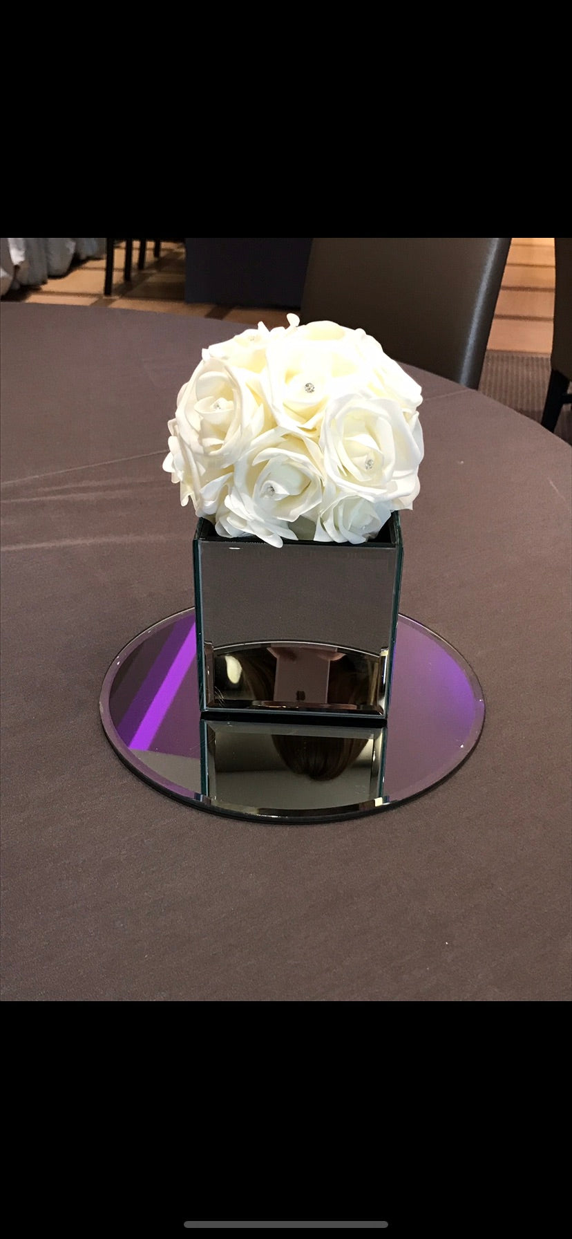 Mirror Cube with artificial flowers